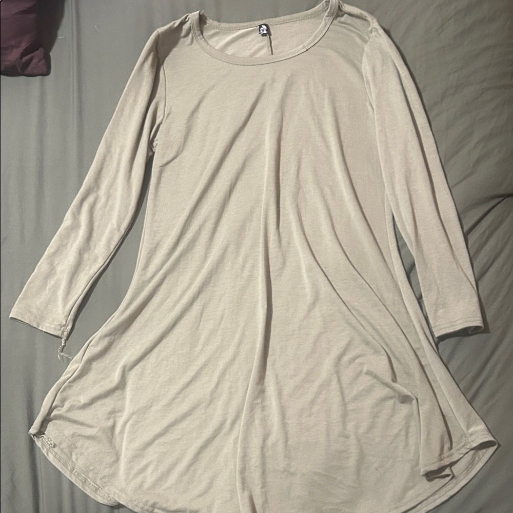 Green Long Sleeve Top